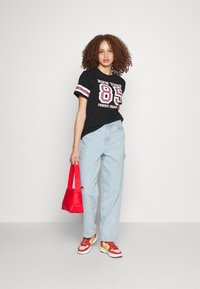 Tommy Jeans COLLEGIATE TEE - T-shirt print - black