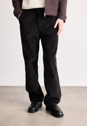 90S STRAIGHT PANTS - Stoffhose - black