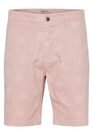Šviesiai rožiniai šortai, pagaminti iš minkštos medžiagos, su pakartotine balta palmių medžio raštu, mygtukų užsegimu ir šoninėmis kišenėmis.