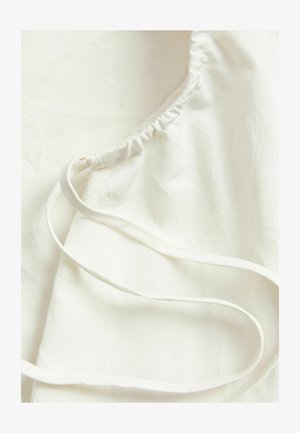 kay/day, TANK TOP WITH DRAPERY DETAILS - Top - white