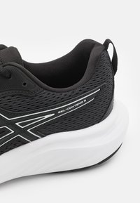 ASICS GEL-CONTEND 9 - Maanteejooksu jalatsid - black/white