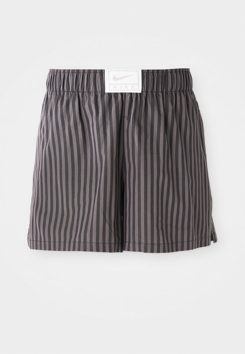 Nike Sportswear Shorts zwart