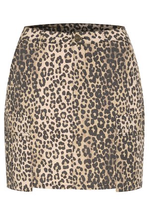 Leopardenmuster-Denimrock mit taillierter Form, ausgestattet mit zwei Seitentaschen und einem Knopfverschluss, in Beige- und Schwarztönen.