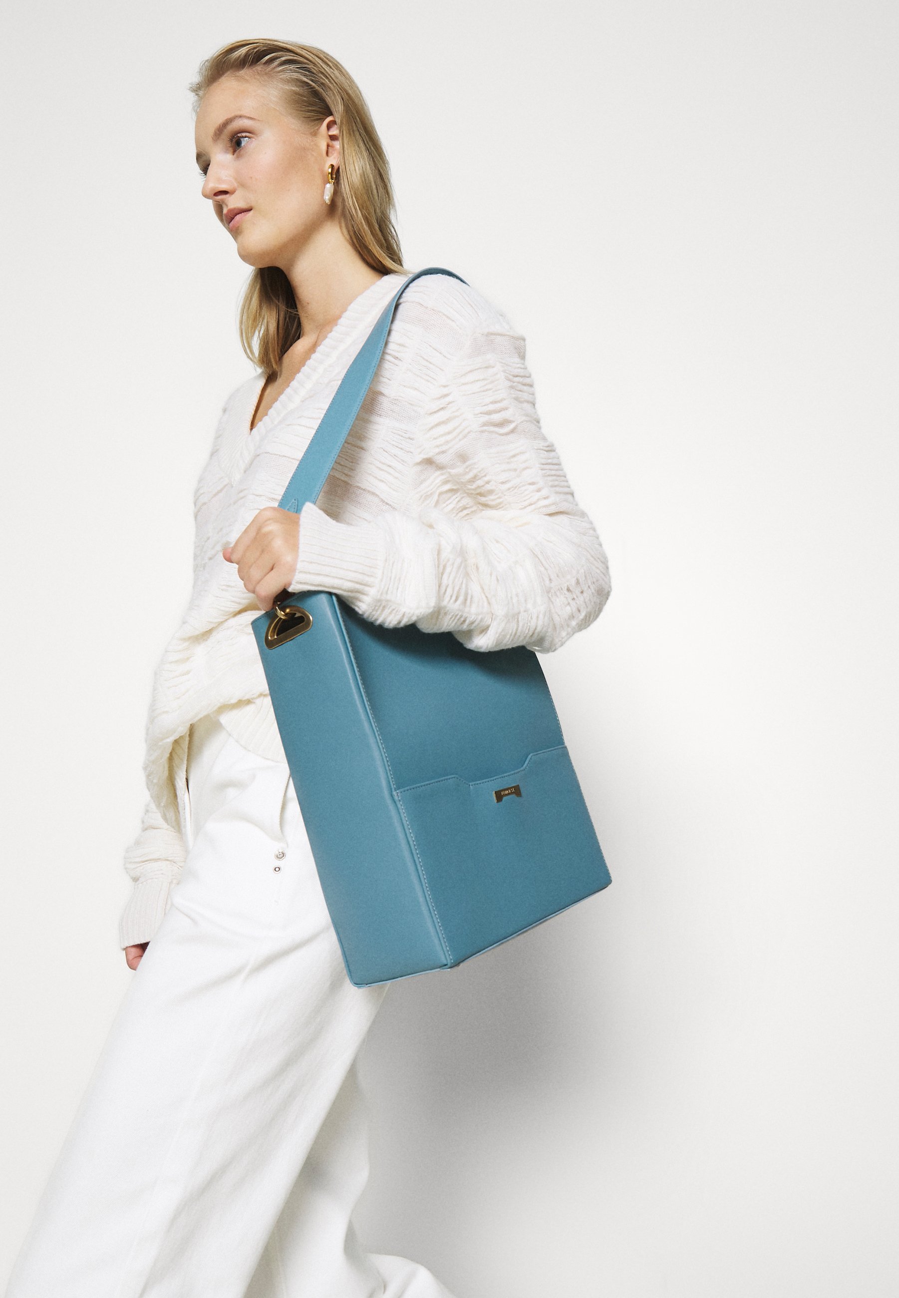 Jenah St. BUCKET - Borsa a mano - light blue/celeste - Zalando.it