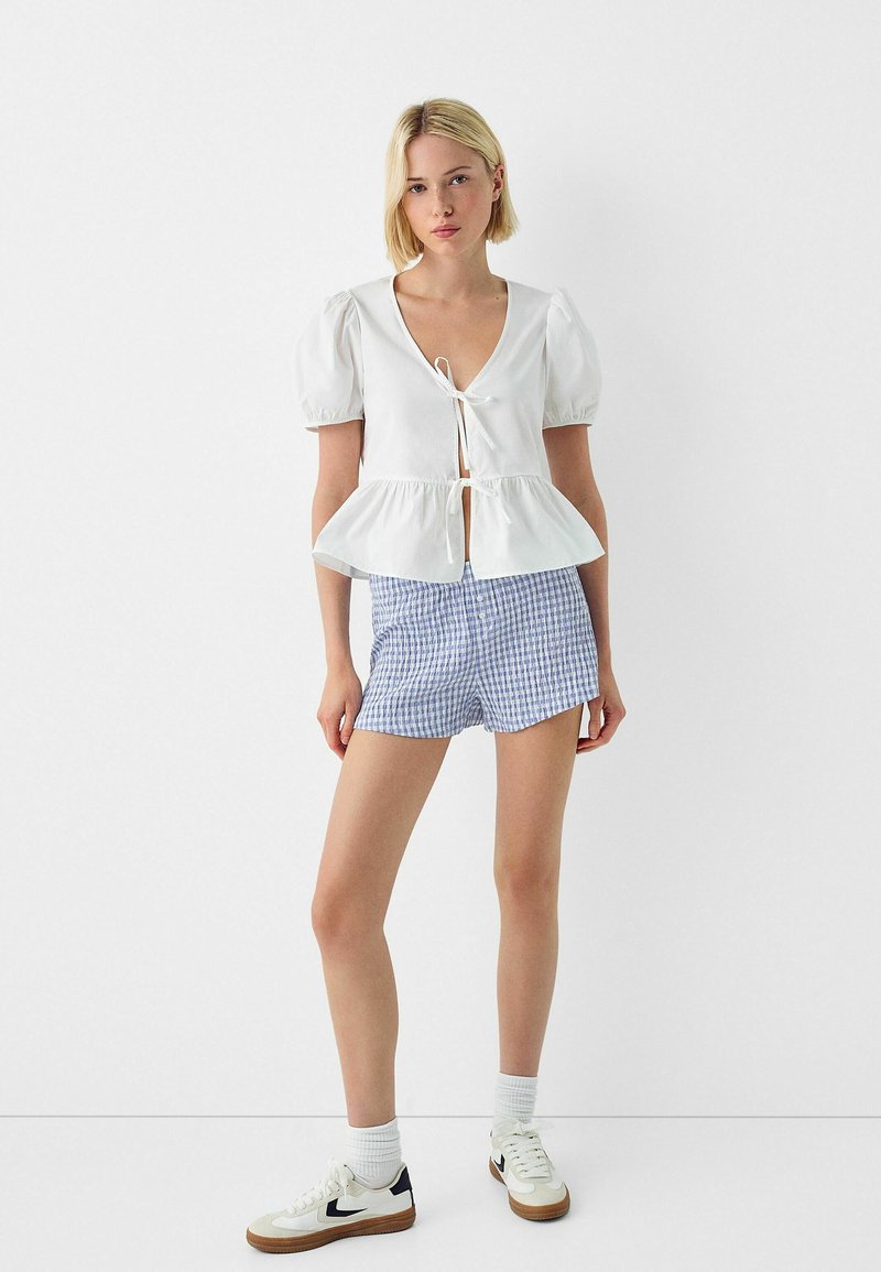 Bershka Shorts donkerblauw Bershka Shorts donkerblauw