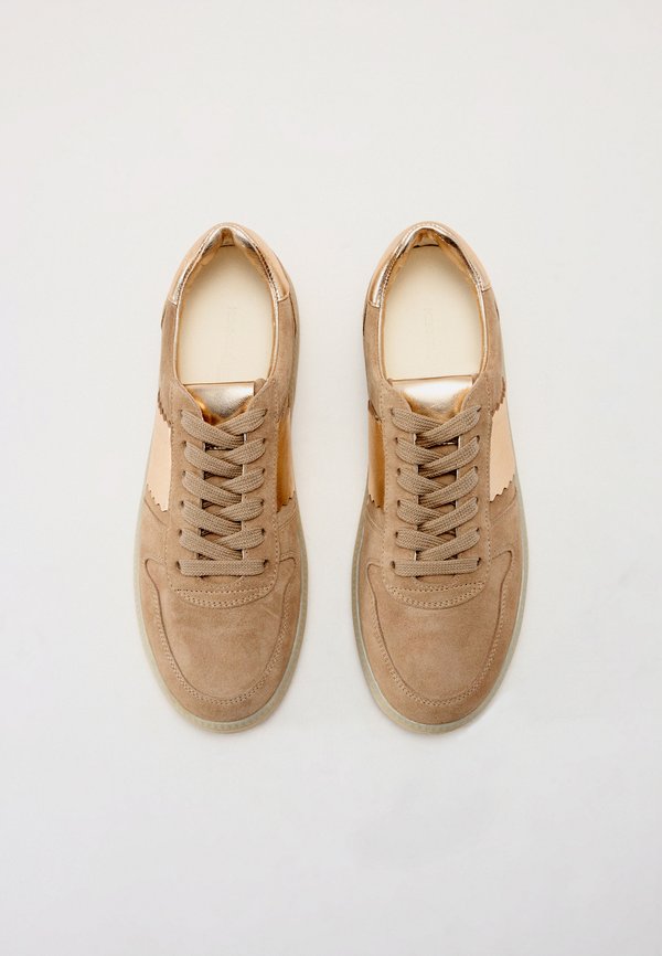 POP - Trainers - taupe4