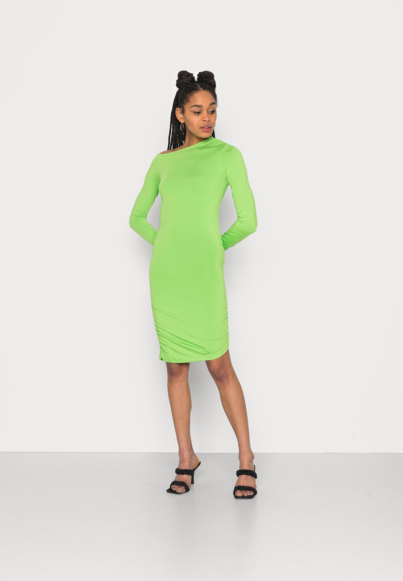Damen Kleider | Weekday LOU DRAPE DRESSJerseykleidgreen/grün - YP13347 Damen Kleider | Weekday LOU DRAPE DRESSJerseykleidgreen/grün - YP13347