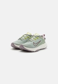 Nike Performance JUNIPER - Laufschuh Trail - jade horizon/dark pony/cyber/sail/light violet ore