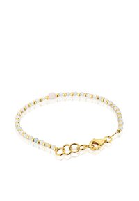 Bracciale con perline dorate e perline bianche e azzurre chiare, dotato di un gancio a molla e con un motivo alternato di pietre dorate e colorate.