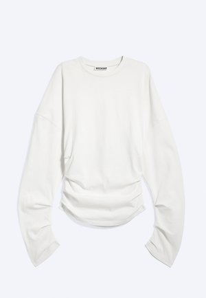 Weekday, PLEATED LONG SLEEVE - Pikkade varrukatega topp - off white