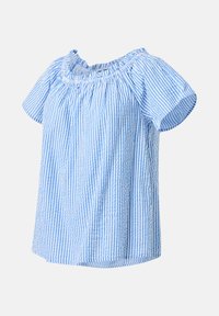 Blouse à manches courtes rayée verticalement bleu clair et blanc avec encolure élastique épaules dénudées, coupe ample et tissu léger.