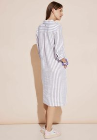 Street One GESTREIFTES - Abito a camicia - lila