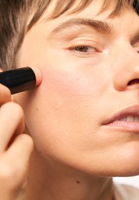 KIKO Milano VELVET TOUCH CREAMY STICK BLUSH - Rouge - 003 coral rose