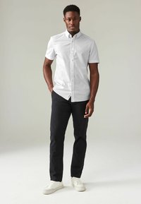 Next STRETCH OXFORD SHORT SLEEVE REGULAR FIT - Ing - white