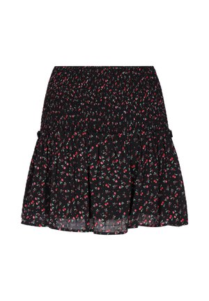 Czarna mini spódniczka z czerwono-białym kwiatowym wzorem, marszczonym paskiem w pasie i falbaną na dole.