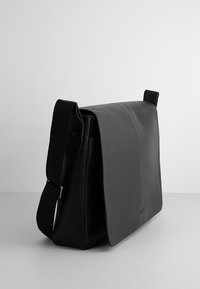 JOOP! OREGON DOROS - Borsa a tracolla - black