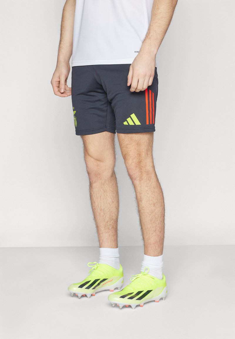 adidas Performance BENFICA LISSABON TRAINING SHORT - Športové šortky - night grey/semi solar red
