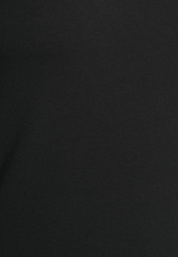 VMPANDA - Long sleeved top2