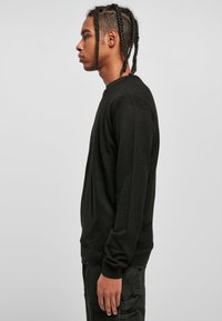Urban Classics Džemper - black
