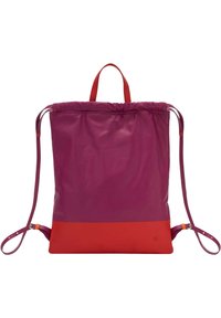 Sac à dos en tissu violet et rouge avec une fermeture à cordon, doté de bretelles ajustables et d'une poignée supérieure pour un transport facile.