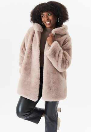 GINI LONDON Winter coat - beige