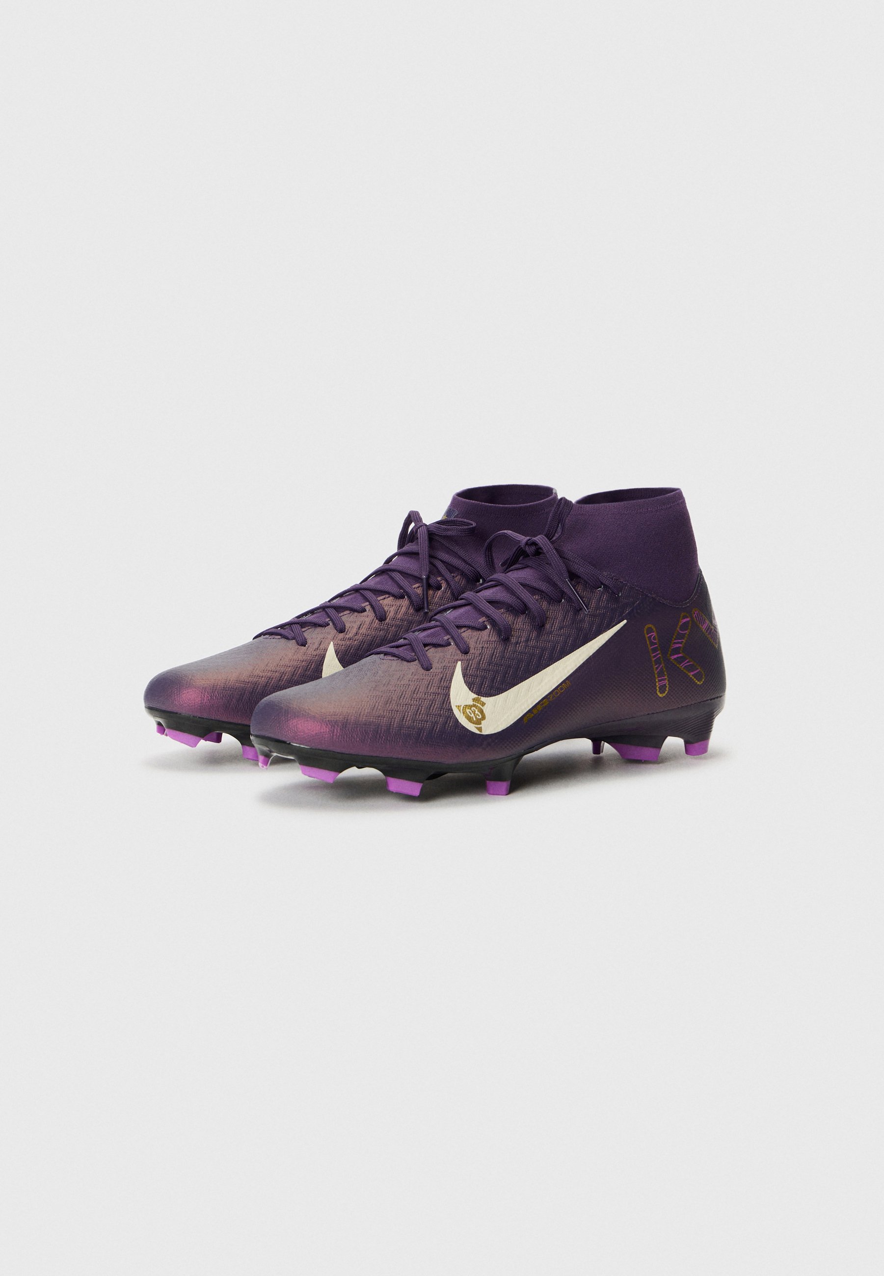 purple and black nike boots