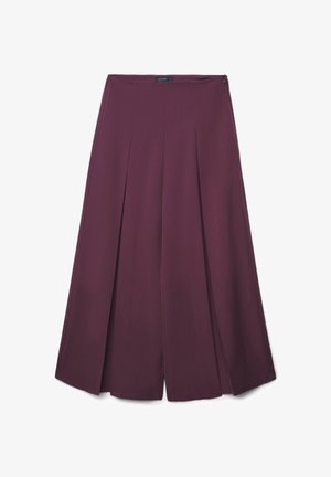 Plum-colored wide-leg pants with pleats, featuring a zipper closure and smooth fabric texture. Designed for comfort and ease of movement.
