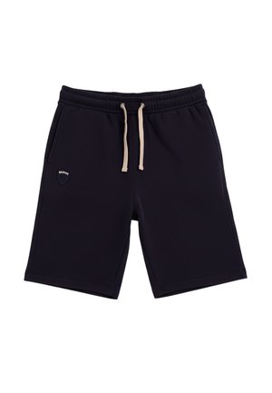 Pantalones cortos negros hasta la rodilla con cintura elástica, cordones blancos, bolsillos laterales y un pequeño logo en forma de escudo en el lado izquierdo.