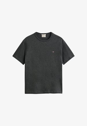 Mørkegrå kortærmet bomulds T-shirt med rund halsudskæring og lille broderet rød, hvid og blå skjoldlogo på venstre bryst.