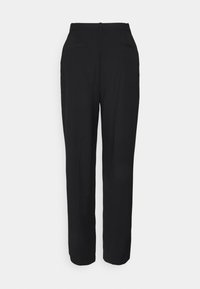 Zwarte op maat gemaakte broek met een recht model, gladde stof, twee achterzakken en een tailleband.