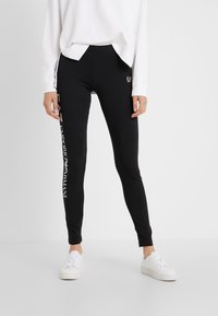 EA7 Emporio Armani Legginsy