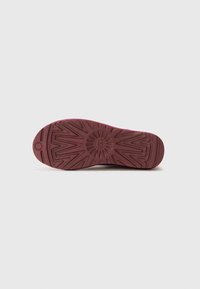 UGG CLASSIC ULTRA MINI - Botas para la nieve - burnt magenta​