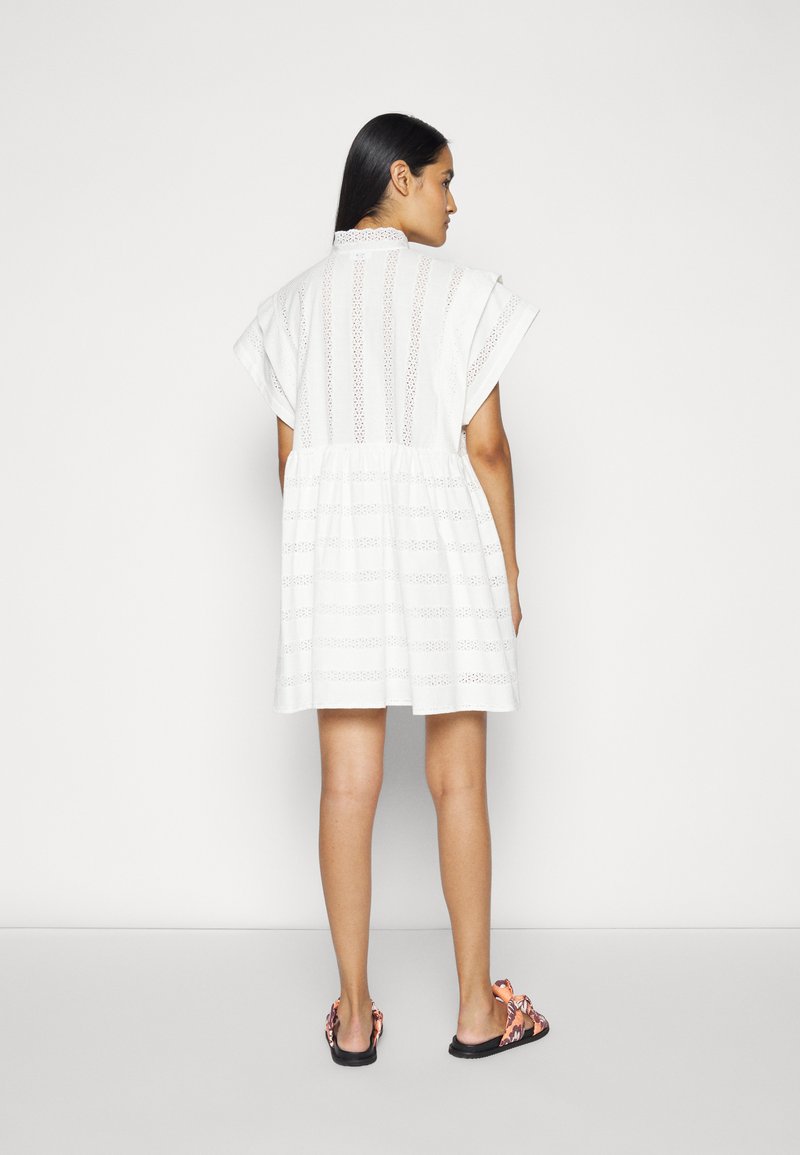Damen Bekleidung | Claudie Pierlot RUSSEBIS Freizeitkleid ecru/offwhite - LG68481 Damen Bekleidung | Claudie Pierlot RUSSEBIS Freizeitkleid ecru/offwhite - LG68481