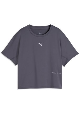 Ciemnoszara sportowa koszulka Puma z krótkim rękawem, białym logo Puma na piersi oraz małym tekstem "PUMA RUN" blisko dolnego brzegu.