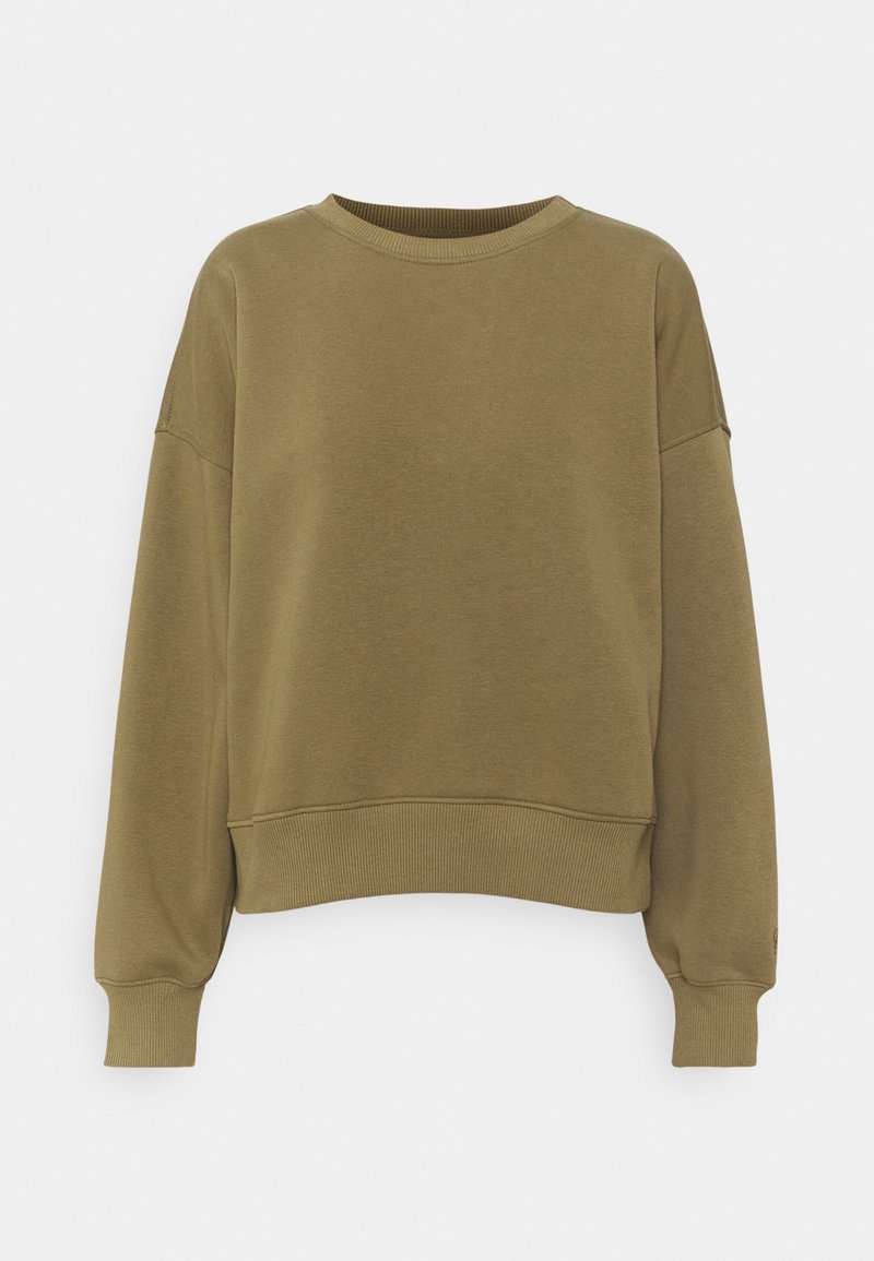 Sudadera de color verde oliva, hecha de tela suave, con cuello redondo, hombros caídos y detalles de puños y bajo acanalados.