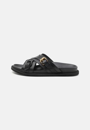MOSCHINO, CIABATTA - Mules - nero