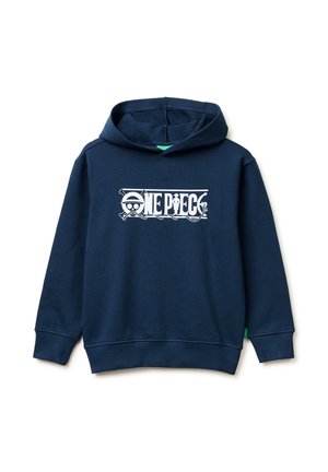 Marineblauwe hoodie met een wit "One Piece" logo op de borst, met een piratenschedel met een strohoed en gekruiste botten.
