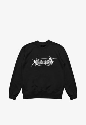 Sudadera negra de manga larga con cuello redondo y texto gótico blanco "WASTEDPARIS" flanqueado por ilustraciones de arañas en el pecho.