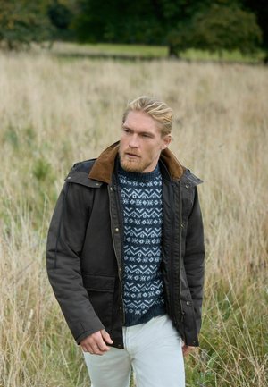 REGULAR FIT SIGNATURE 3-IN-1 - Lengva striukė - brown