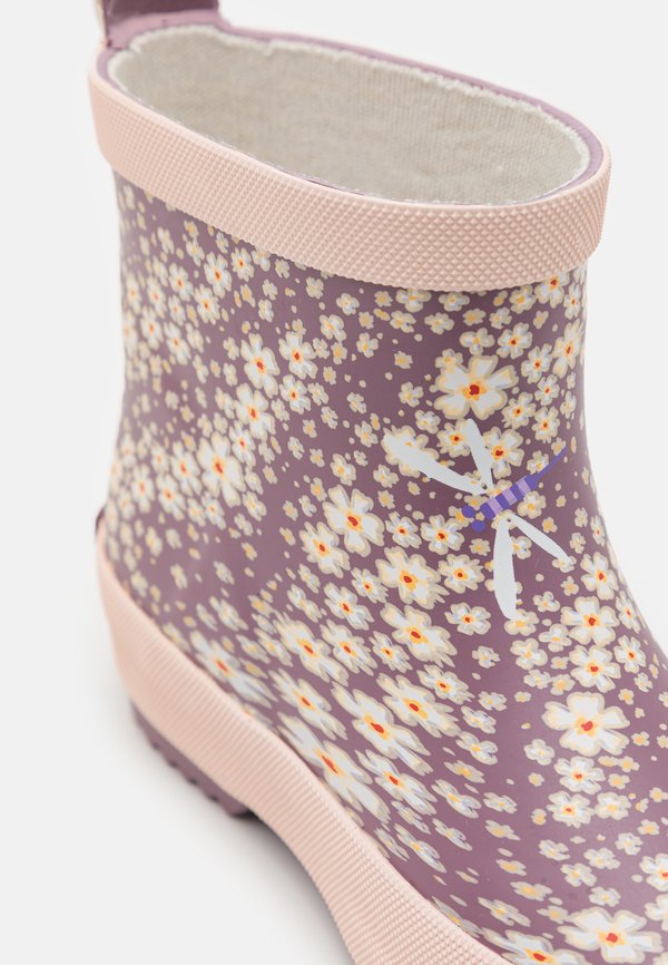 FLOWERS - Wellies - lilac3
