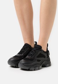 RAID MALIBU - Sapatilhas - black