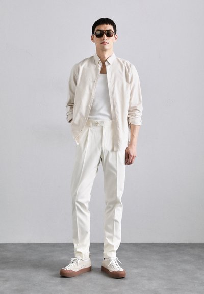 Tiger of Sweden TENUTA - Pantalon classique - pale sand