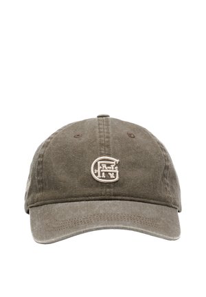 Oliwkowo-zielona czapka bejsbolowa z zakrzywionym daszkiem i przeszywanym, białym, wyszywanym logo umieszczonym na środku przedniego panelu.