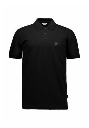 Zwart polohemd met korte mouwen, drie knopen en een klein driehoekig logopatchje op de linkerborst.