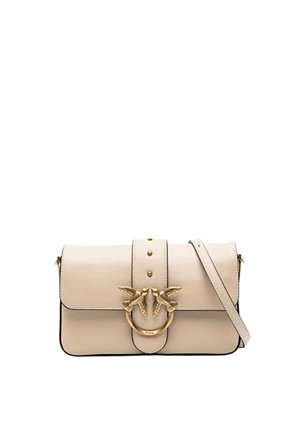 Borsa a tracolla in pelle beige con design strutturato, accessori in oro con motivo a foglia, chiusura magnetica e tracolla regolabile.