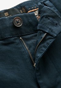 Next BELTED - REGULAR FIT - Short - navy