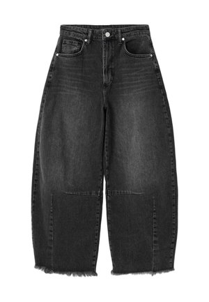 Højttaljede, vidde ben sorte denimjeans med lommer foran og bagpå, knaplukning og rå kanter ved anklerne.