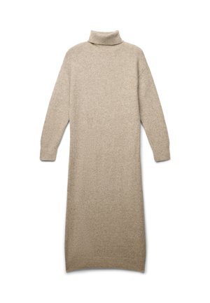 Abito color beige con collo alto realizzato in un morbido tessuto testurizzato. Maniche lunghe e una vestibilità rilassata che arriva a metà polpaccio. Nessun motivo o dettaglio visibile.