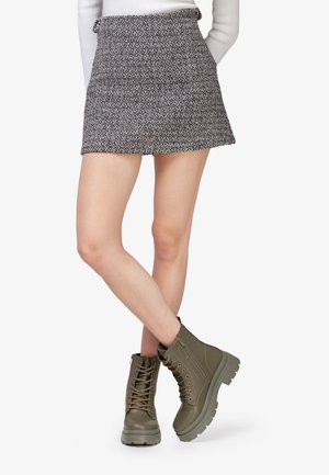 Stivaletti con plateau - verde militare