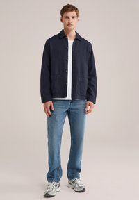 WE Fashion THE TEXTURED - Cămașă - navy blue